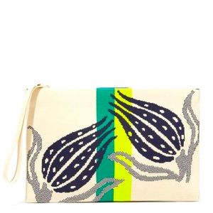 Rothy’s Essential pouch in Botanical Navy (with Magnets)